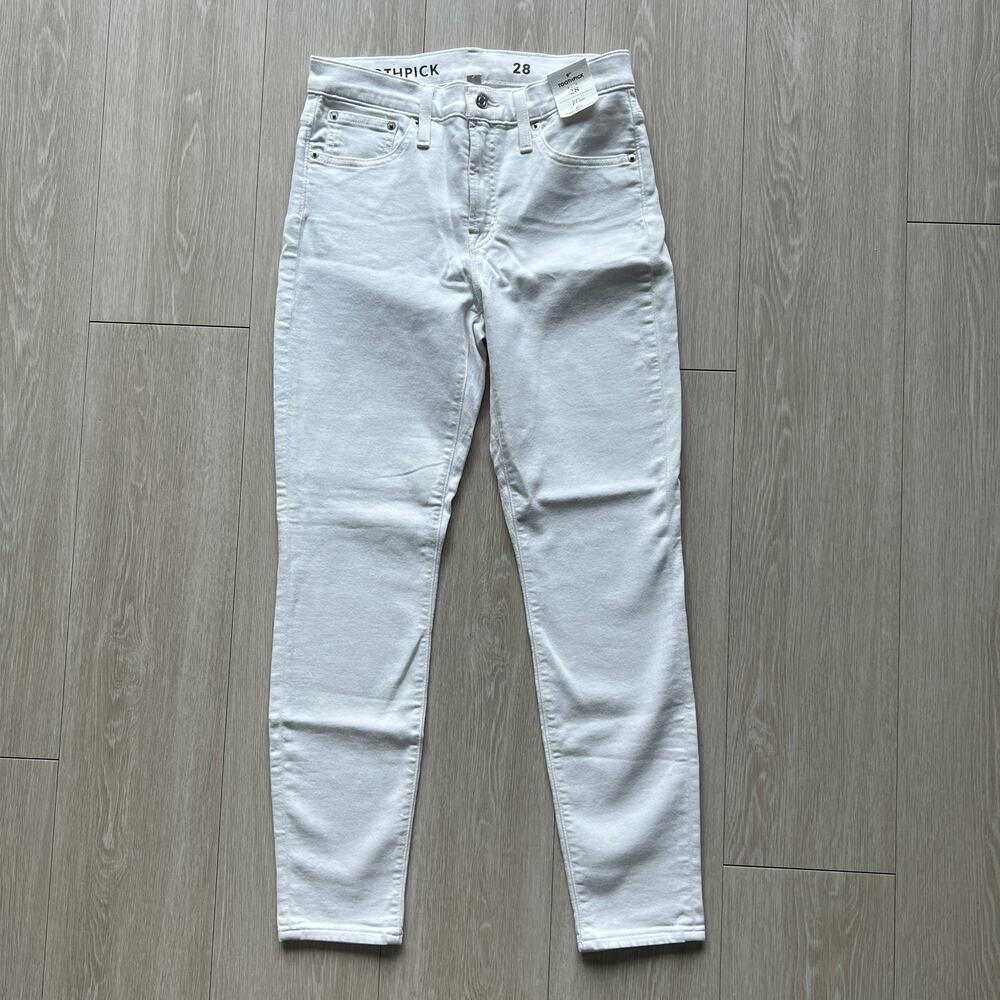 J Crew 9" Mid RiseToothpick Jeans 28 White Flaw
